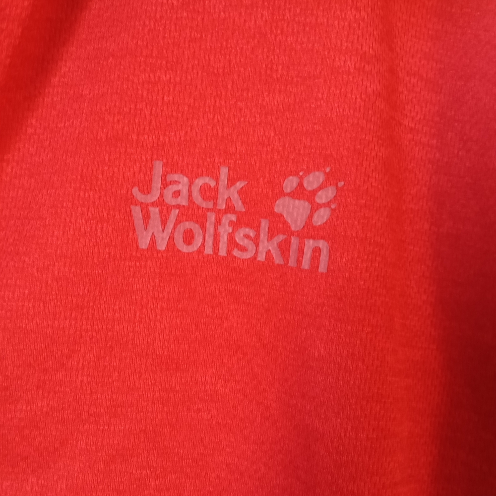 Jack Wolfskin Bold Red Half-Zip Top - Picture 5 of 5